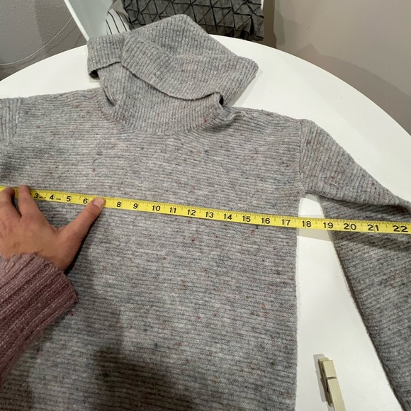🌿🍁🌱Ann Taylor Loft Cowl Neck Gray Sweater - XSP Petites - Picture 14 of 14